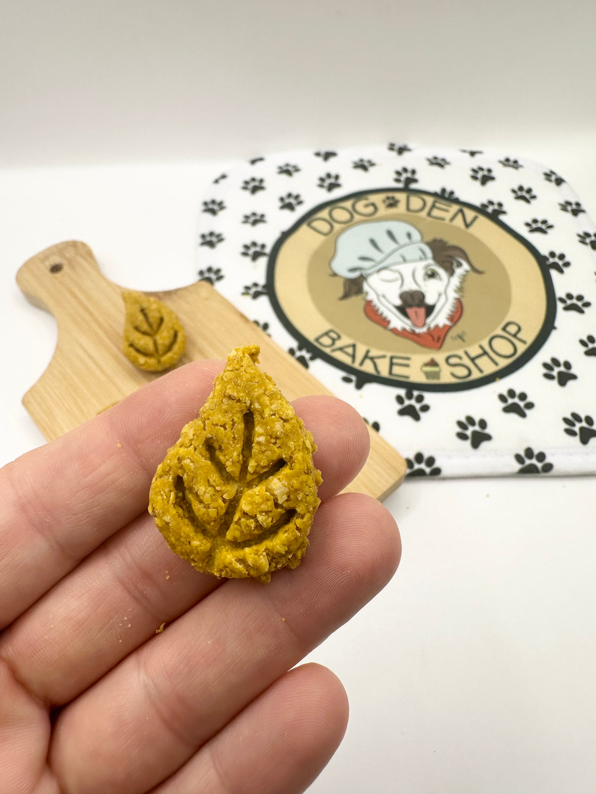 Little Leaf Delight Dog Treats
